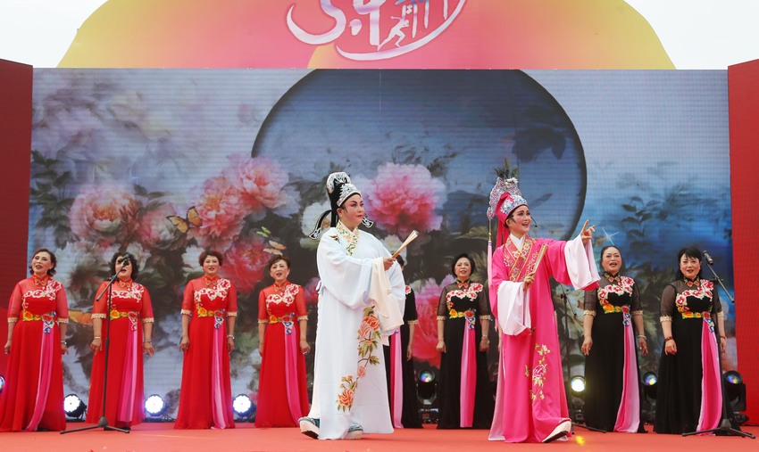 水墨大埝首屆青年文化藝術(shù)節(jié)啟幕 多元活動點亮青春創(chuàng)意